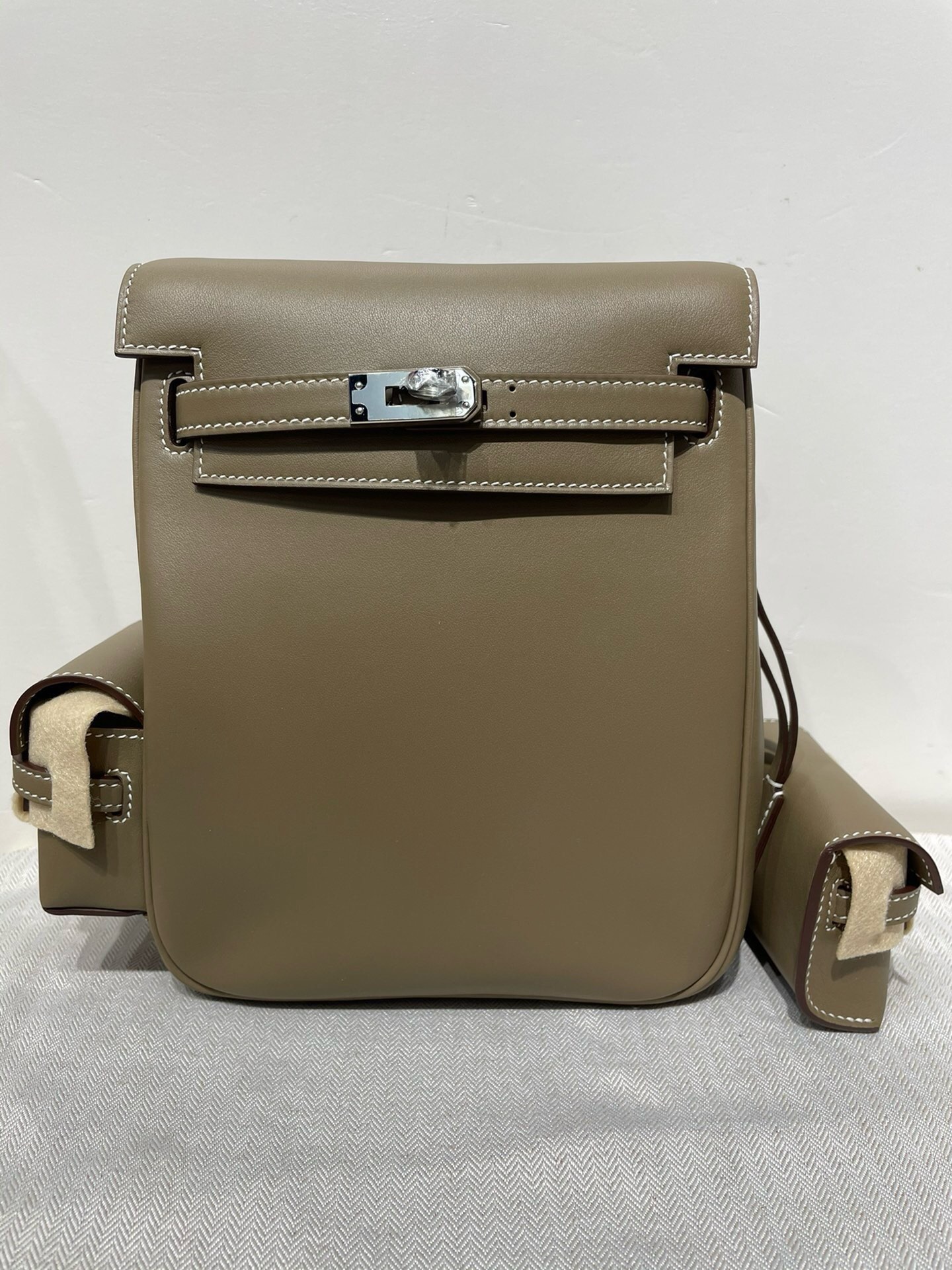 Hermes Kelly Ado Pockets Backpack In Etoupe Swift Leather